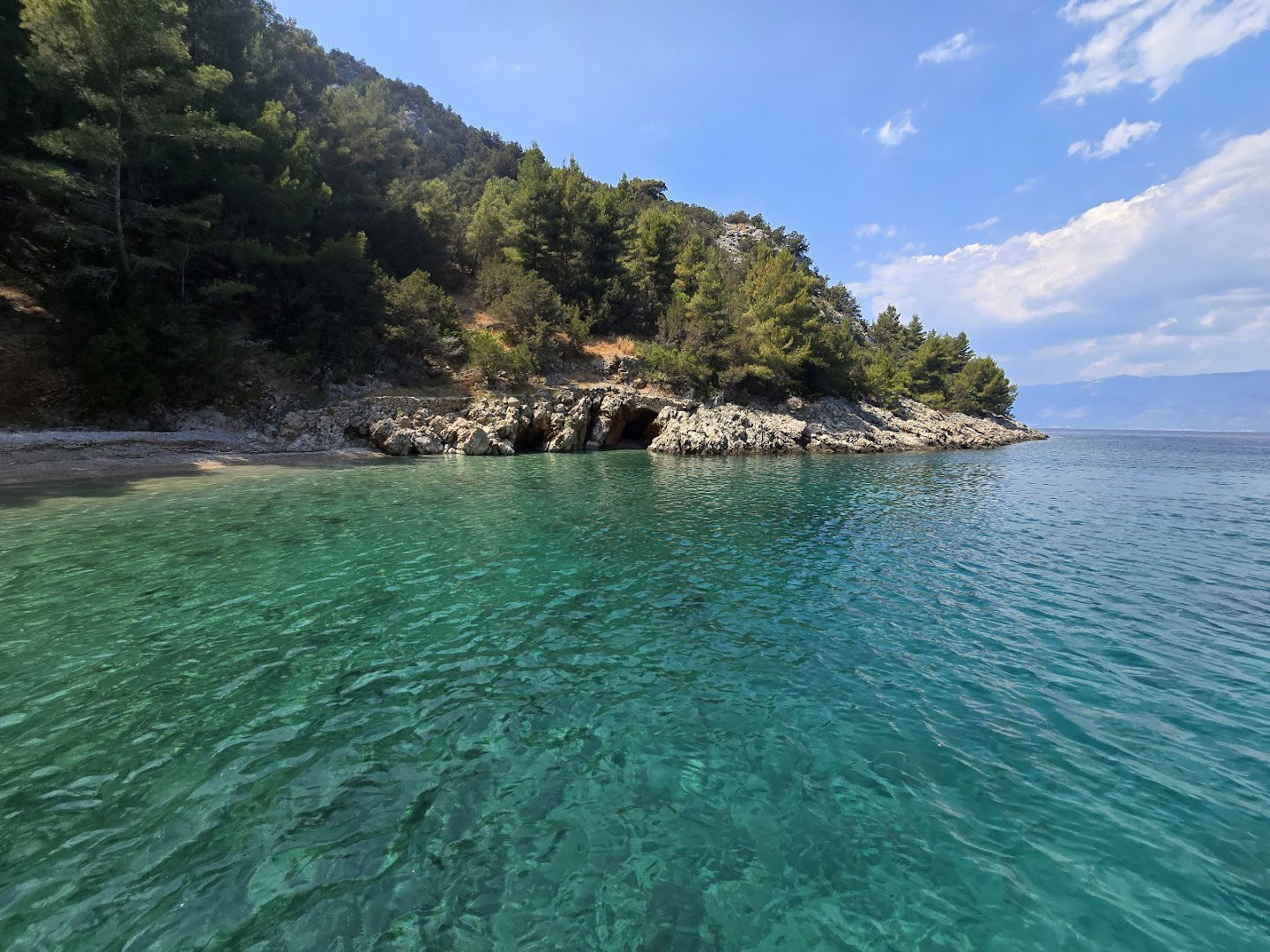 Uvala Vela Pogorila (Perića Vala)