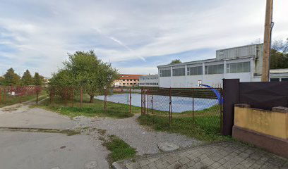 Košarkaški teren Škola Banija