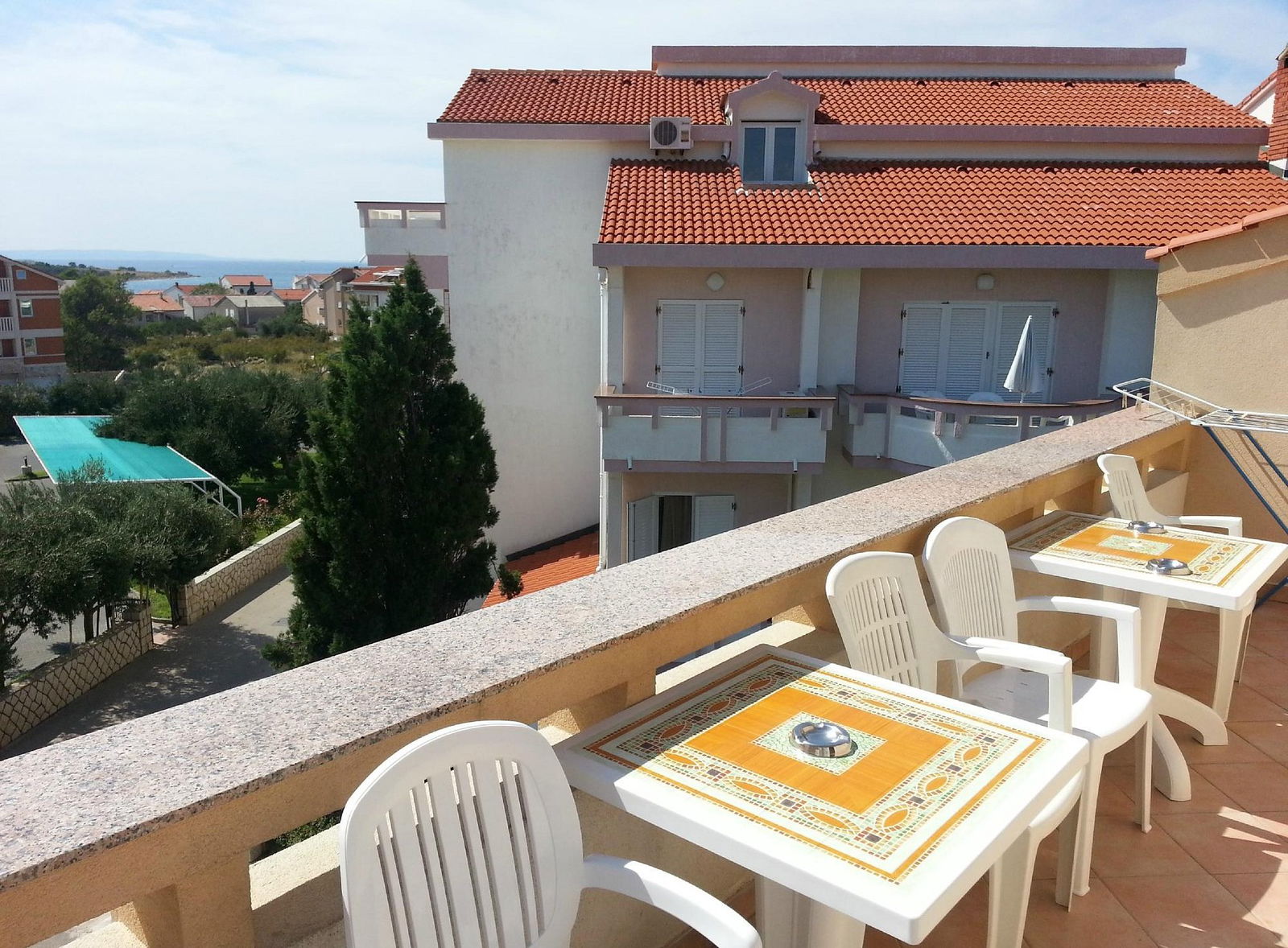 Apartments "Novalja"