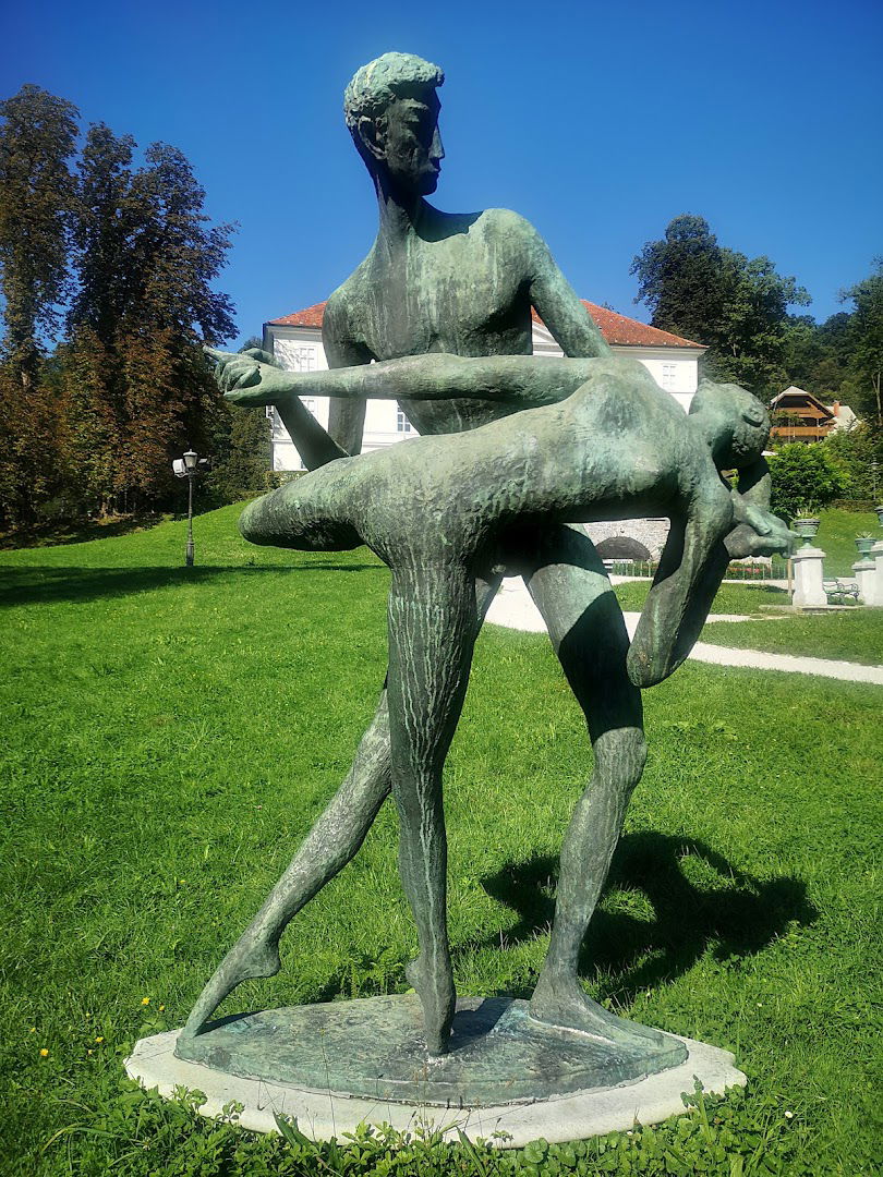 Statue of the Dancer