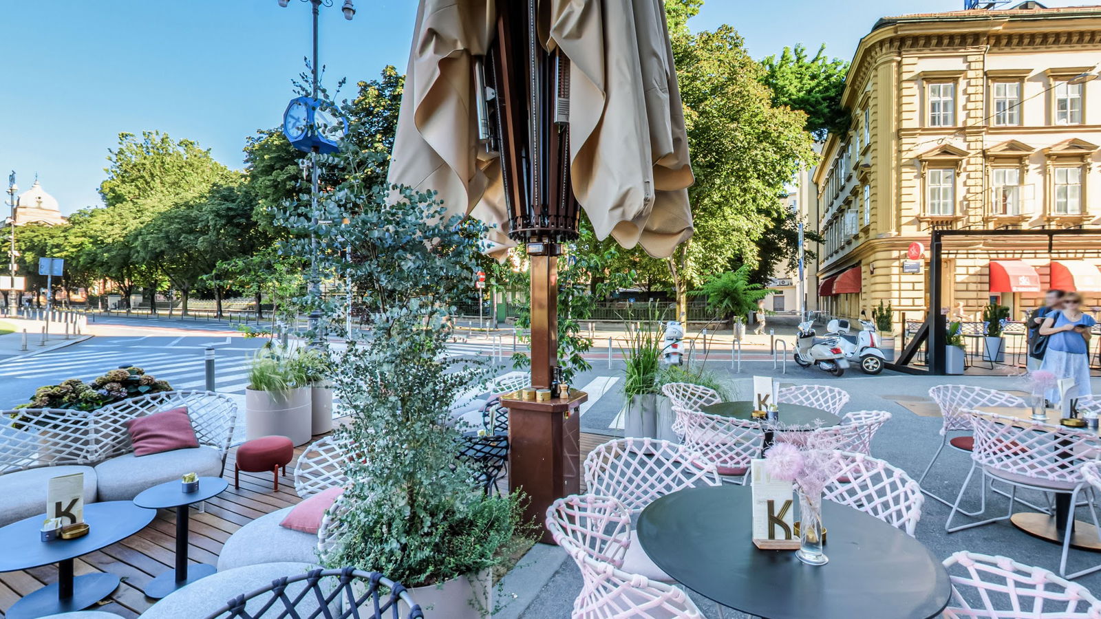 KAVKAZ kazališna kavana