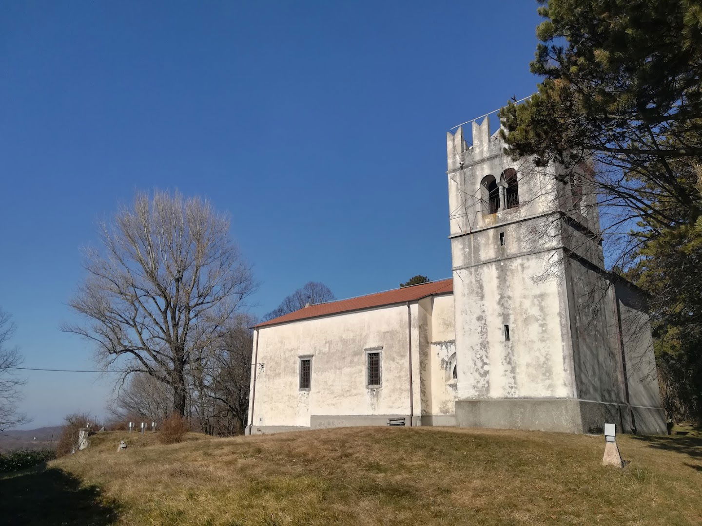 Cerkev Device Marije