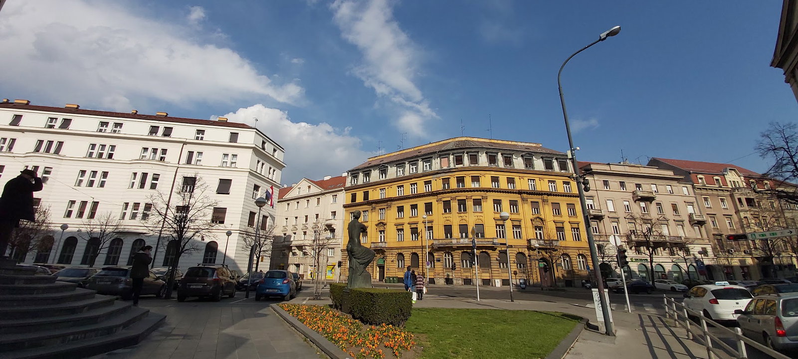 Zagrebačka banka d.d.