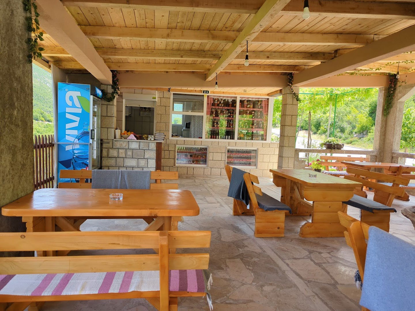 Ljetnikovac Strujici