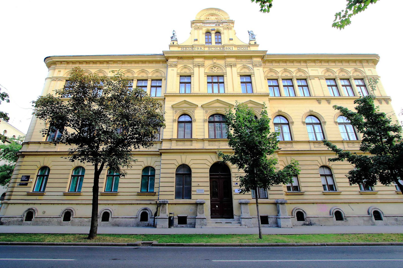 Institut za razvoj i međunarodne odnose