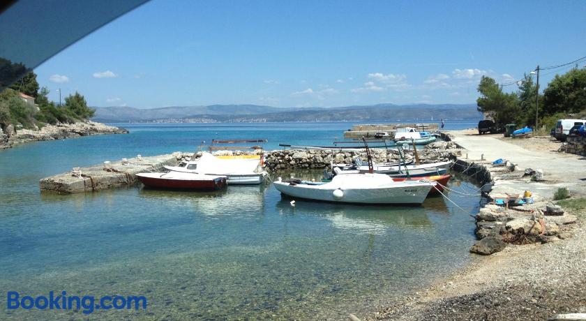 APARTMENTS FRAGOLINA