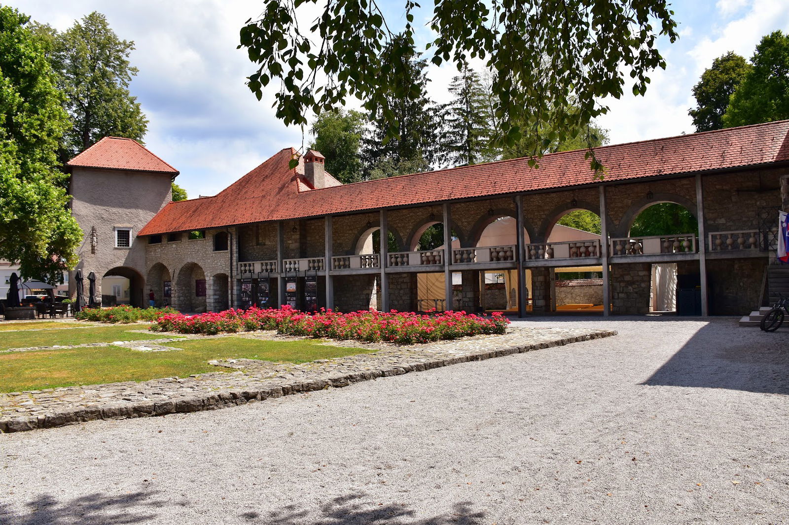 Ribnica Castle