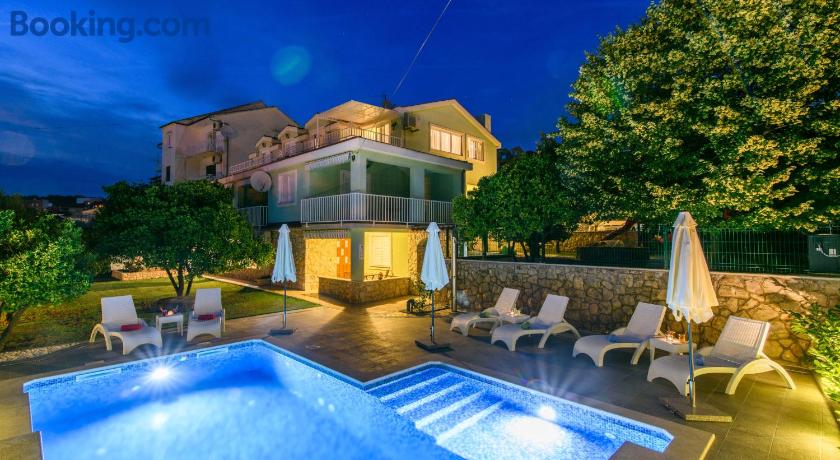 Apartments Villa Dubravka