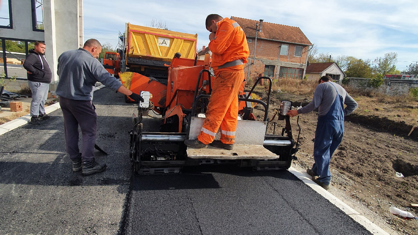 ASFALTIRANJE DELTA PUT