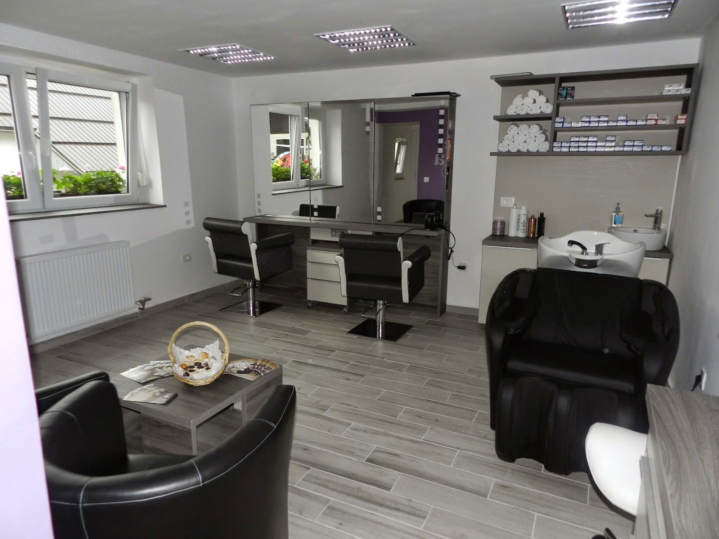 Hairdressing studio RESA