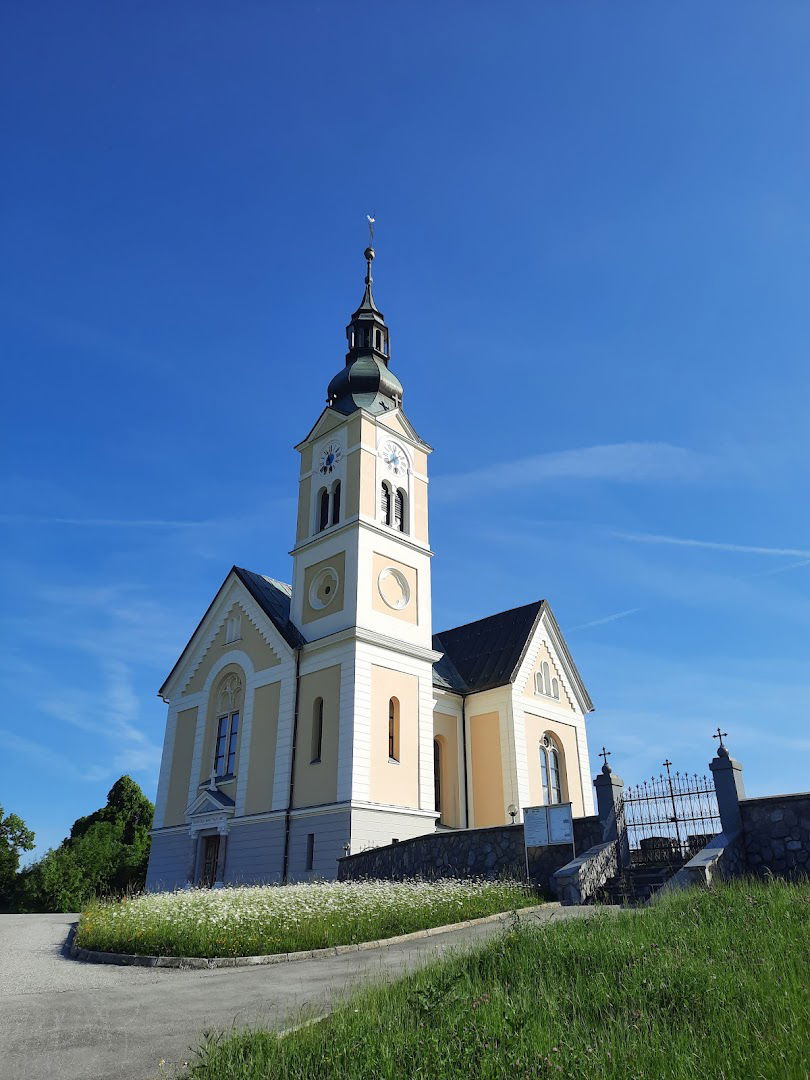 Župnijska cerkev sv. Lenarta