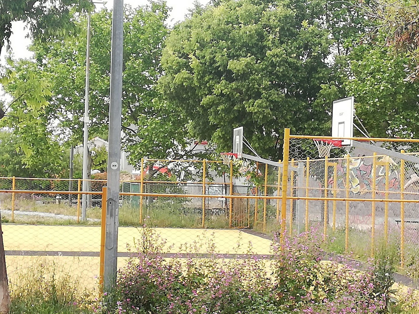 Košarkaški teren (Gripe)