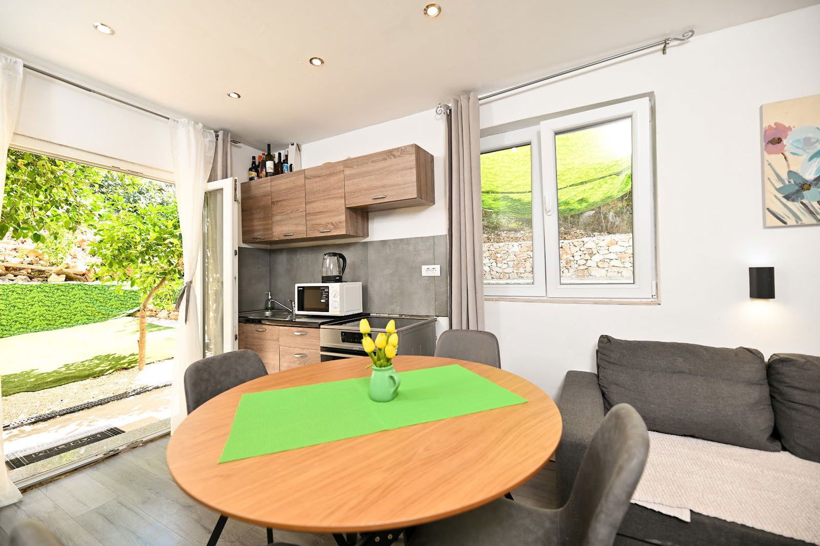 New, close to the beach apartment