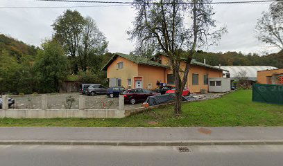 AUTO CEROVAC CAR PAINTING SHOP