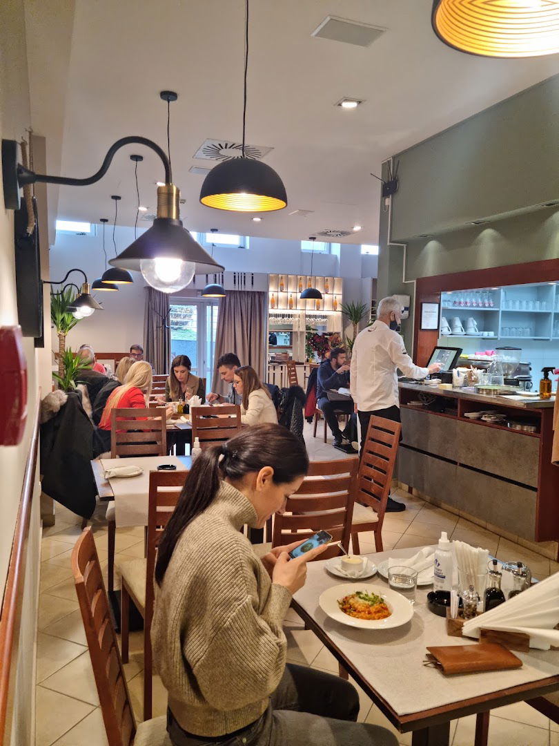 DARTE’ lounge and bar