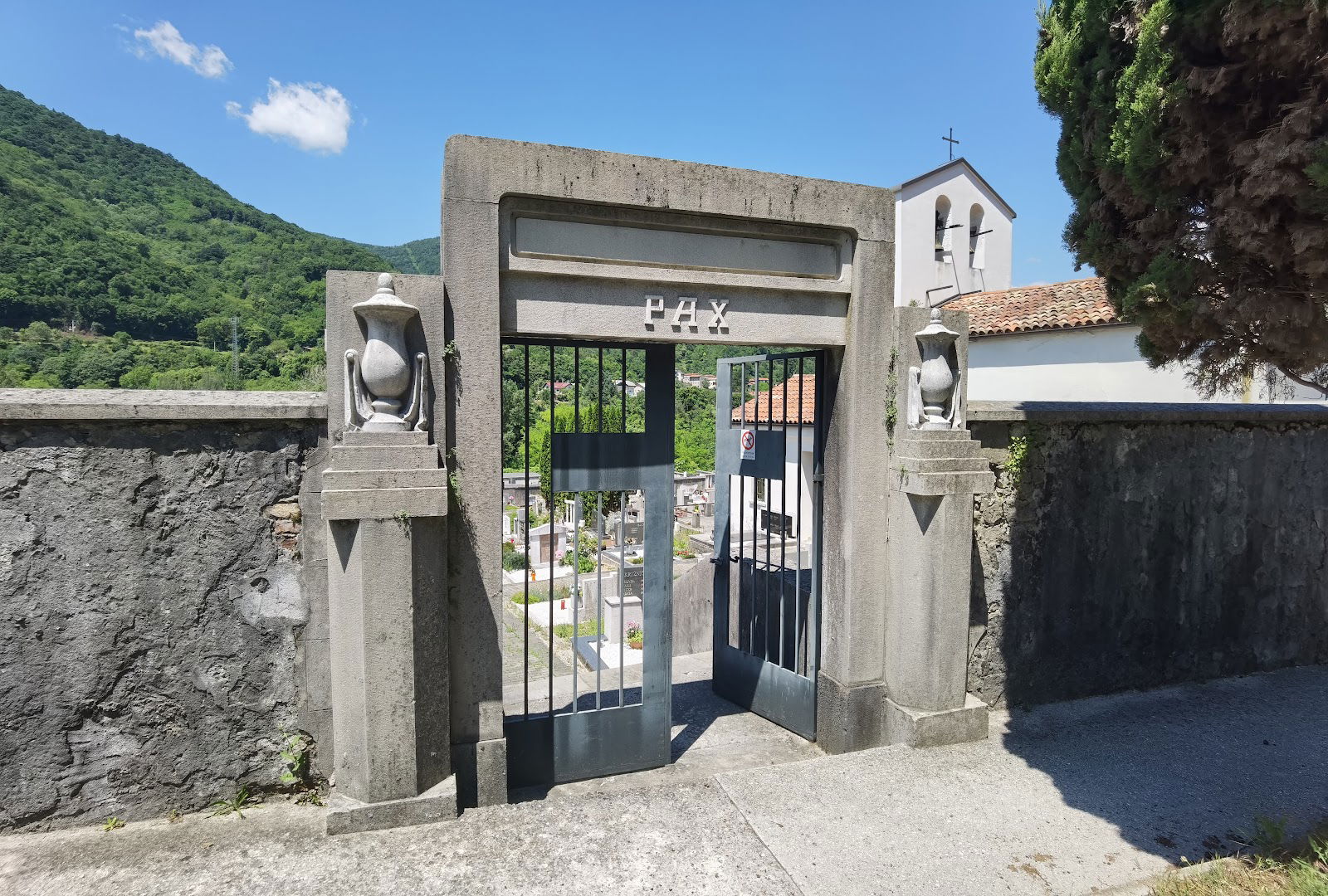 Pokopališče Morsko