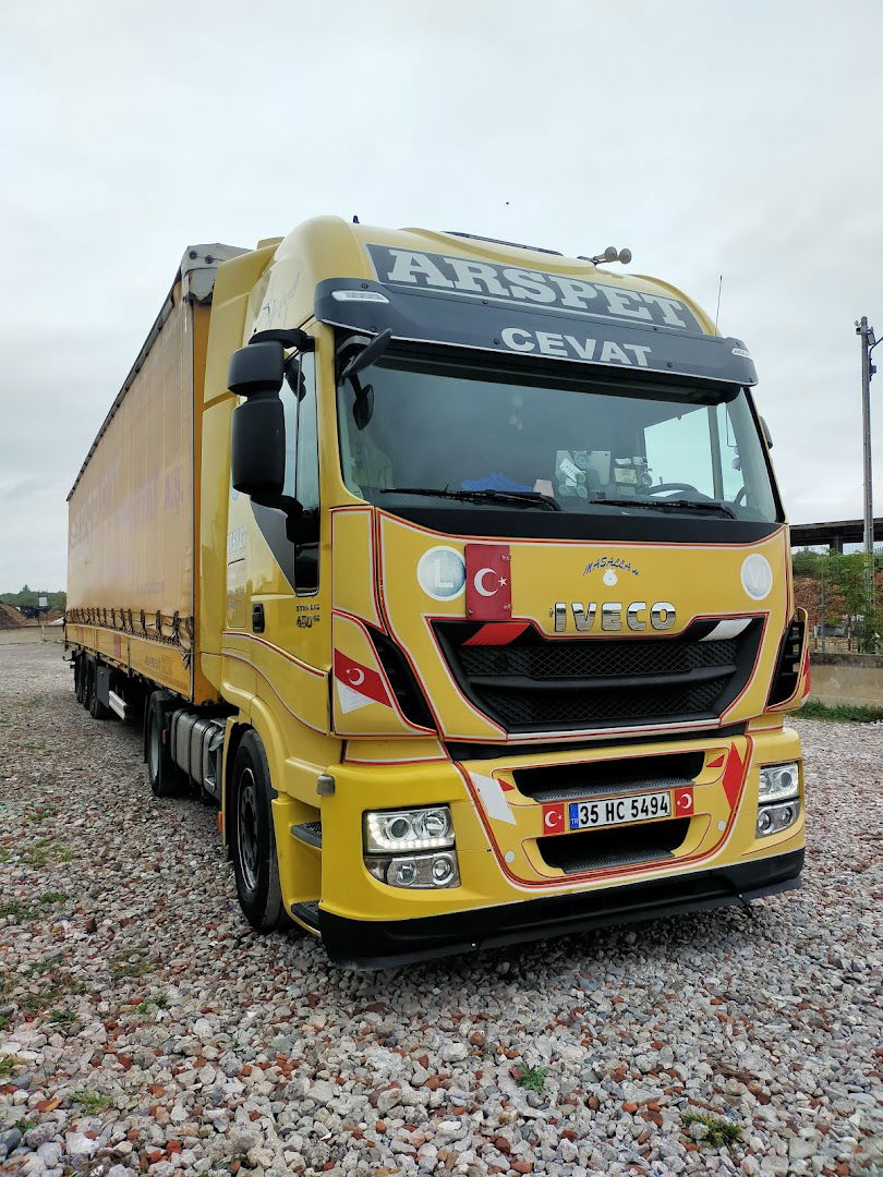 Prosecco Station parking free