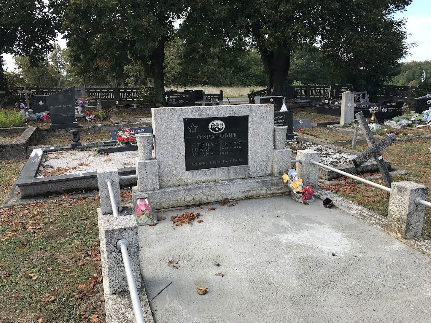 Donja Bačuga cemetery