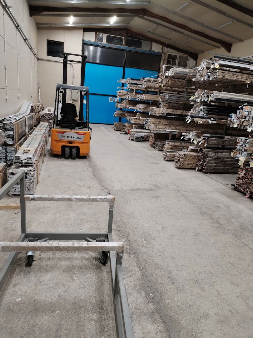 Elvial, PJ, Rakovica