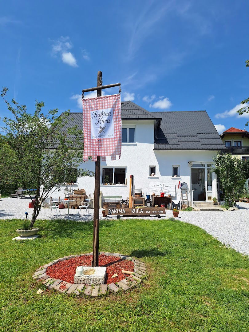 Edukacijski centar Bakina kuća