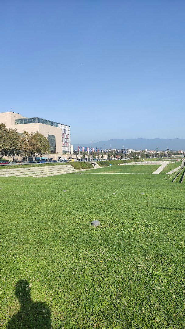 Sveučilišna livada