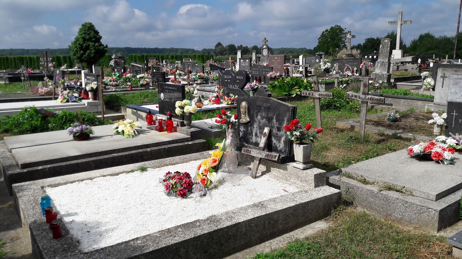 Kraljeva Velika cemetery