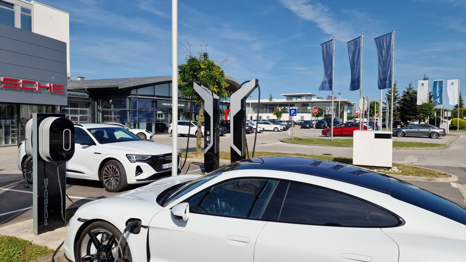 be.ENERGISED Charging Station