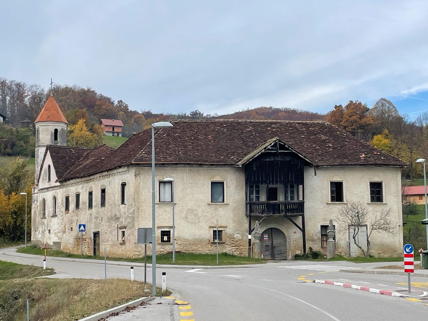 Straža Mansion