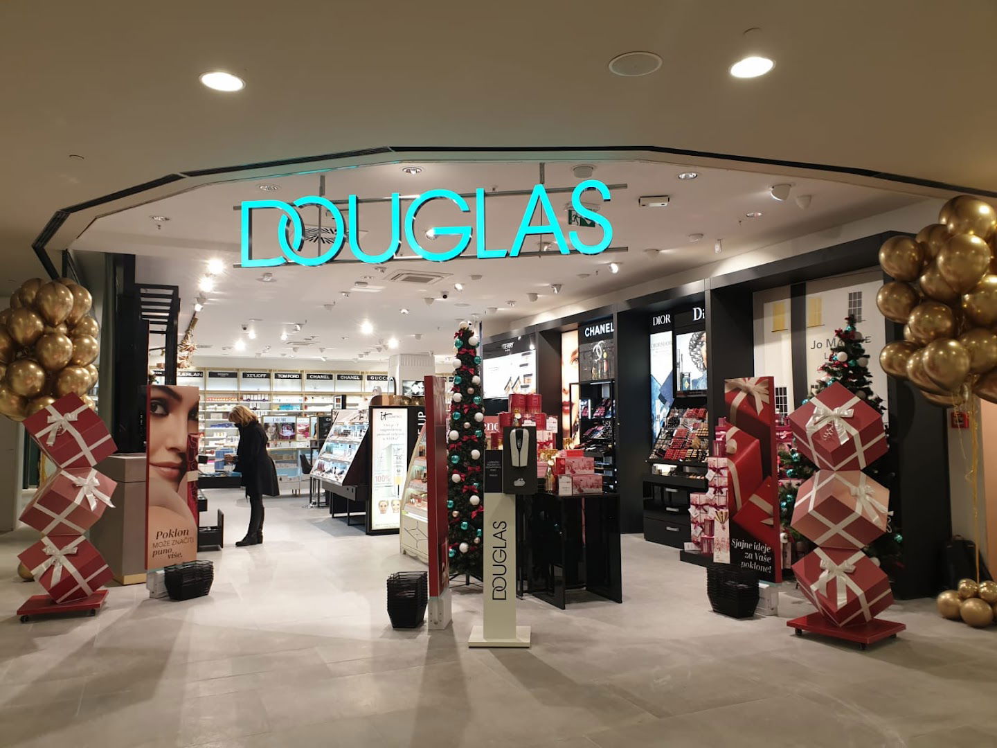 Douglas parfumerija - Centar Kaptol