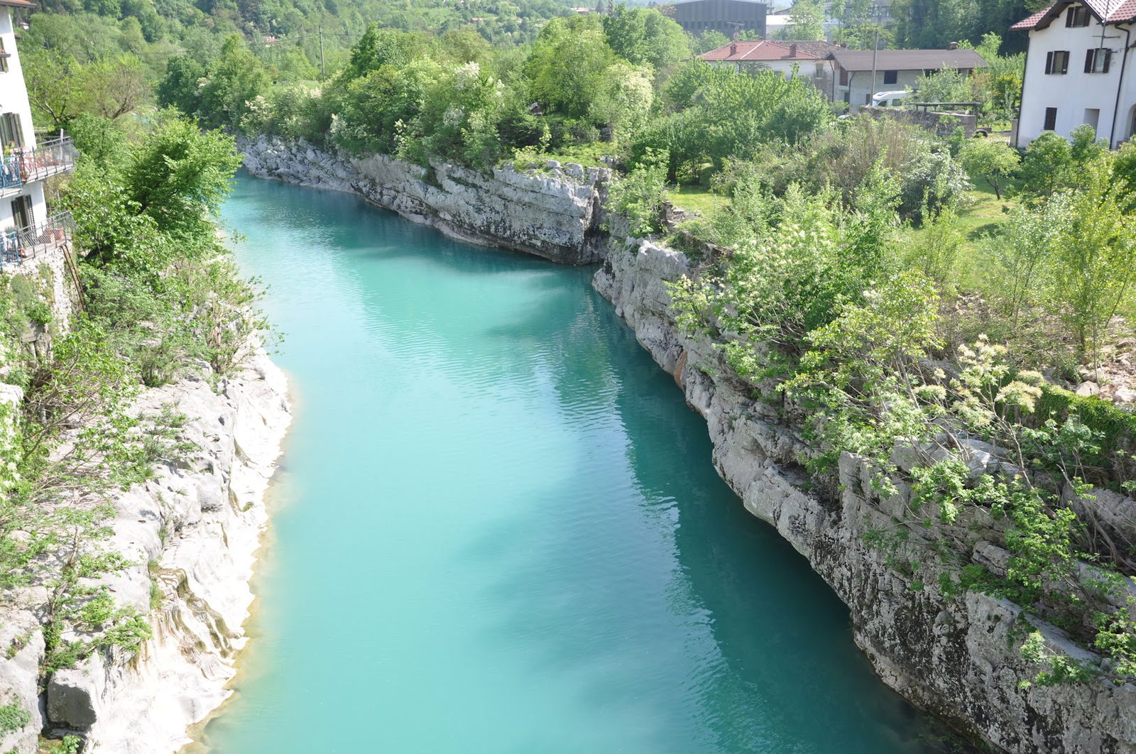 Župnijski urad Kanal