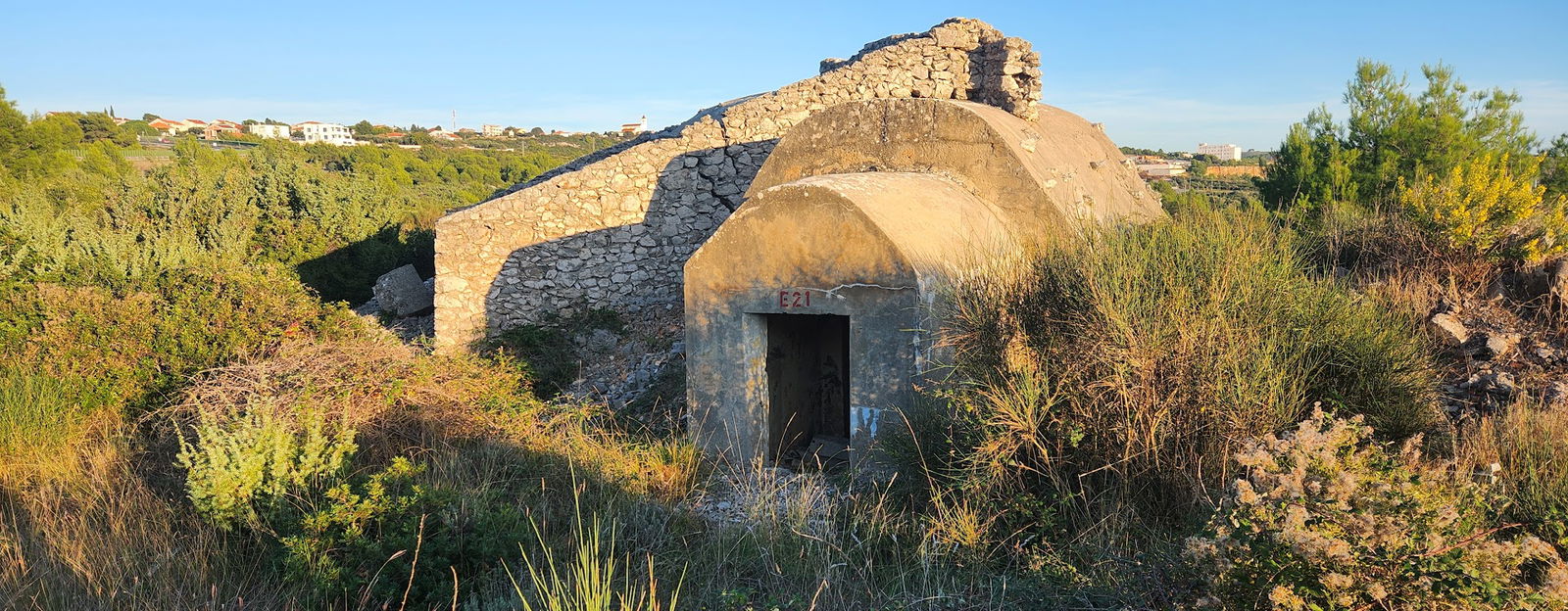 Italian Bunker "E25"