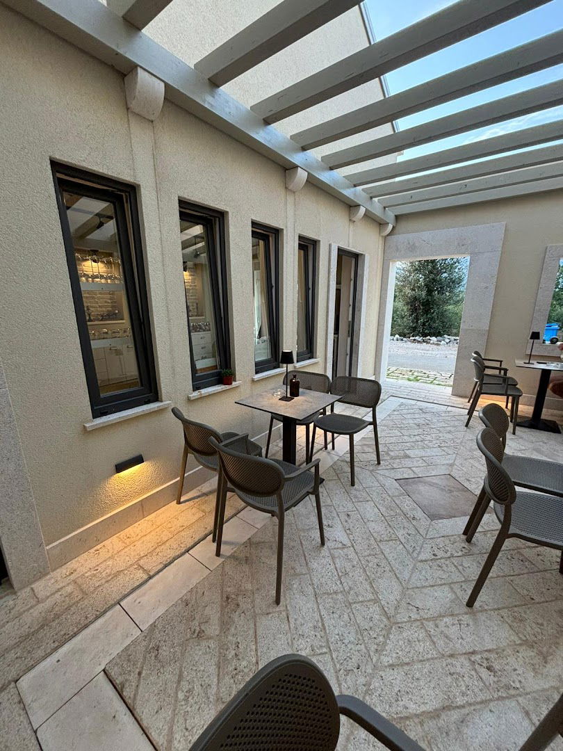 Škatula | Slatki okusi otoka Korčule | Tradicionalni kolači Korčula | Torte i kolači po narudžbi