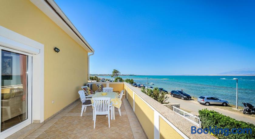 Apartments Dominique