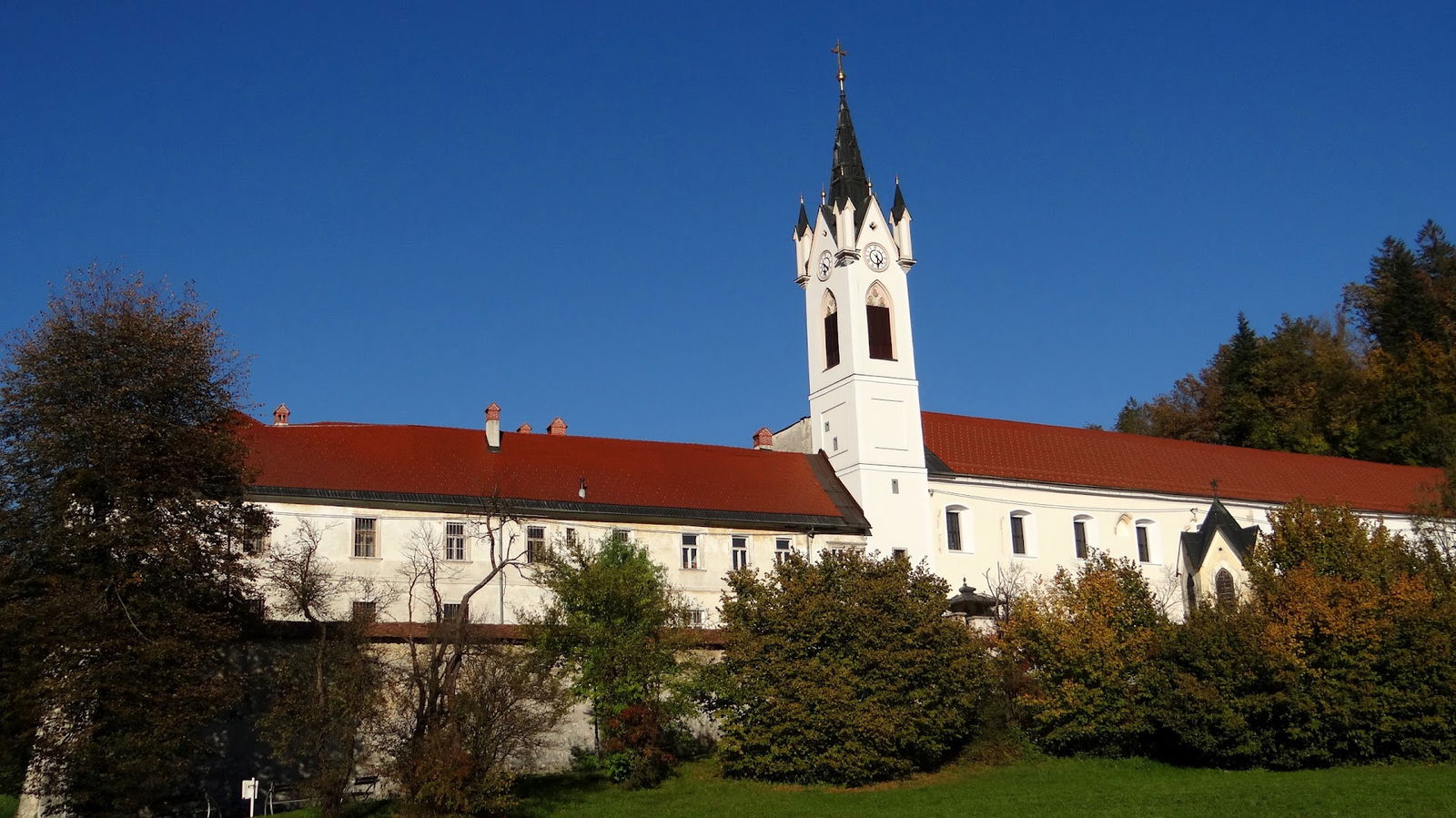 Uršulinski samostan Mekinje