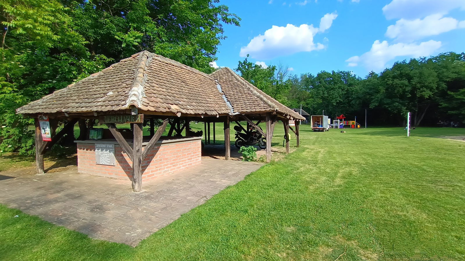 Dečije igralište - Devojački bunar_114