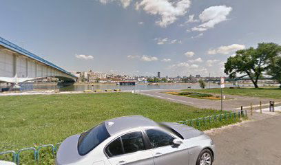 Зимски ноћни полумаратон