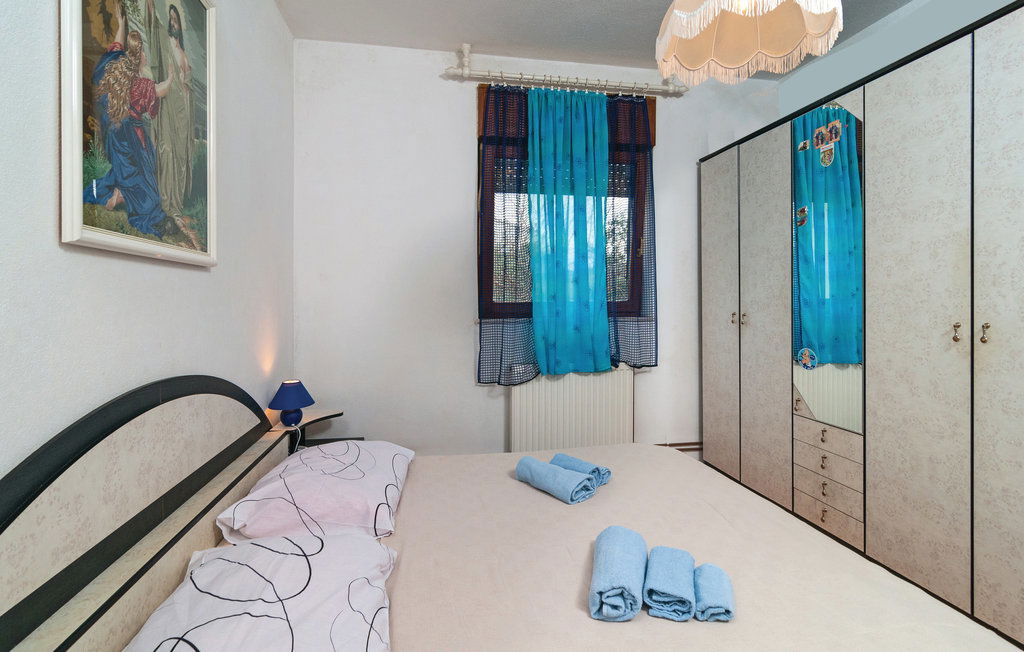 apartman silver cloud with two bedrooms near airport