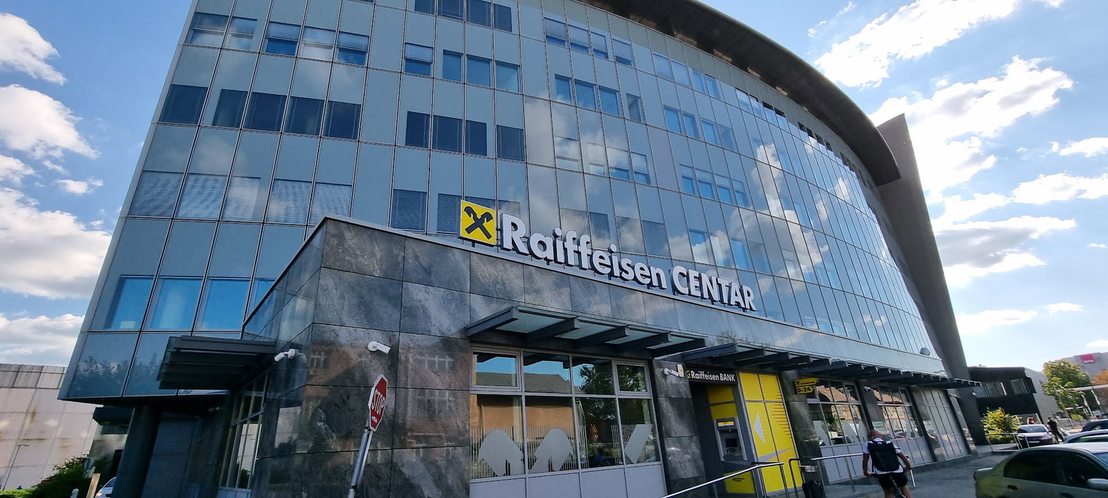 RaiffeisenBANK