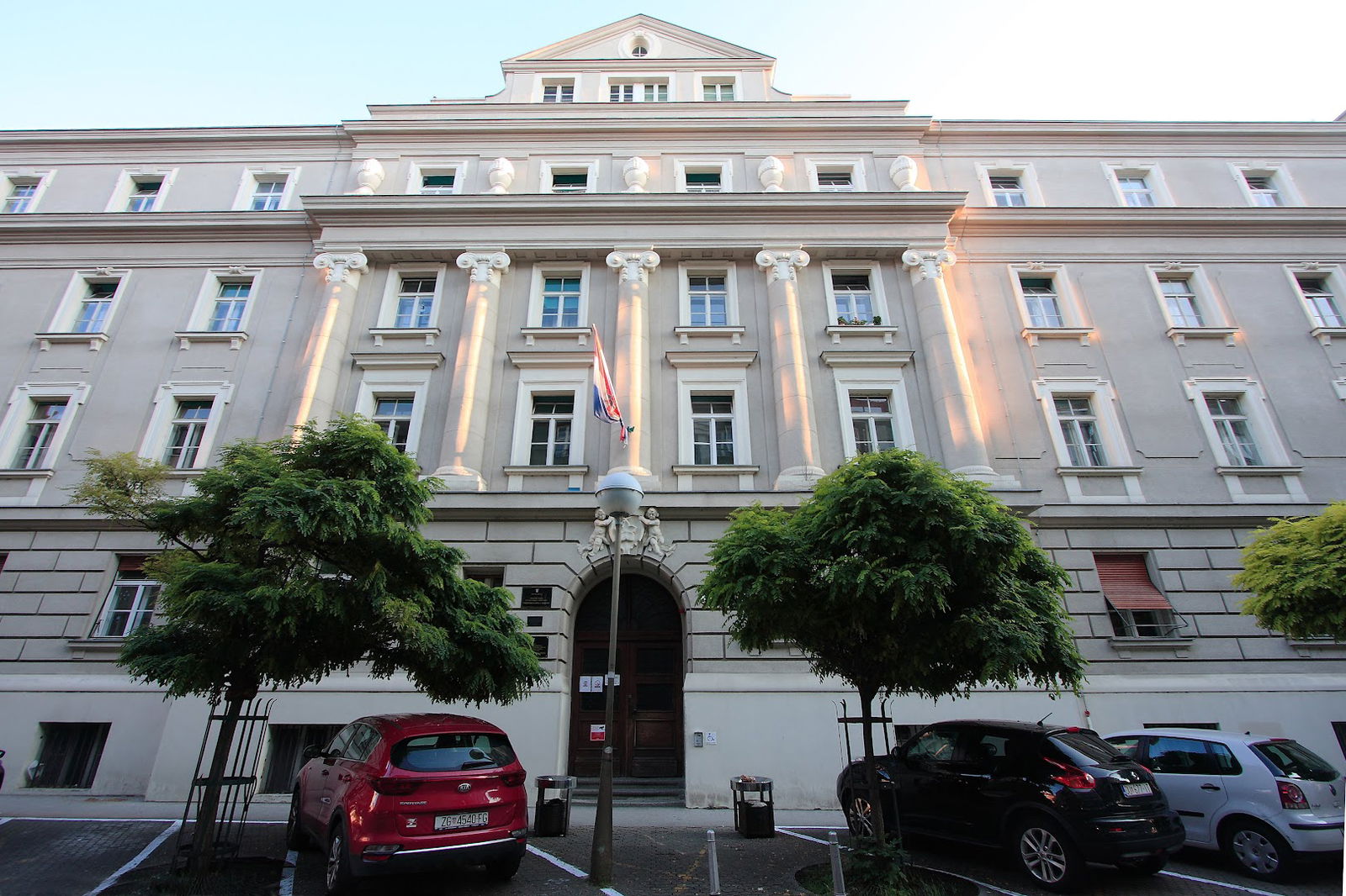 Hrvatski zavod za mirovinsko osiguranje