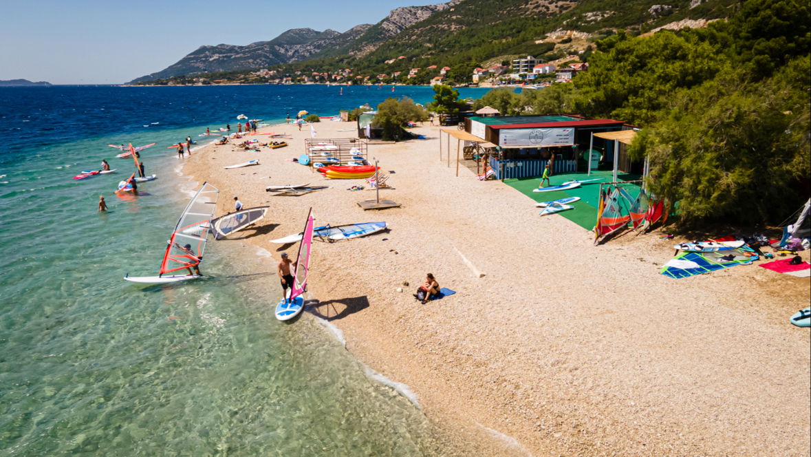 SURFI WINDSURFING & WINGFOIL SCHOOL