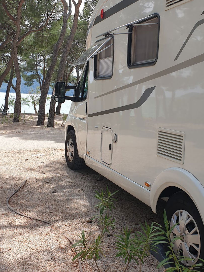 Self Service Laundry (Amadria Park)