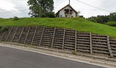 Pasji salon Šnofka, Ula Papler Remic s.p.