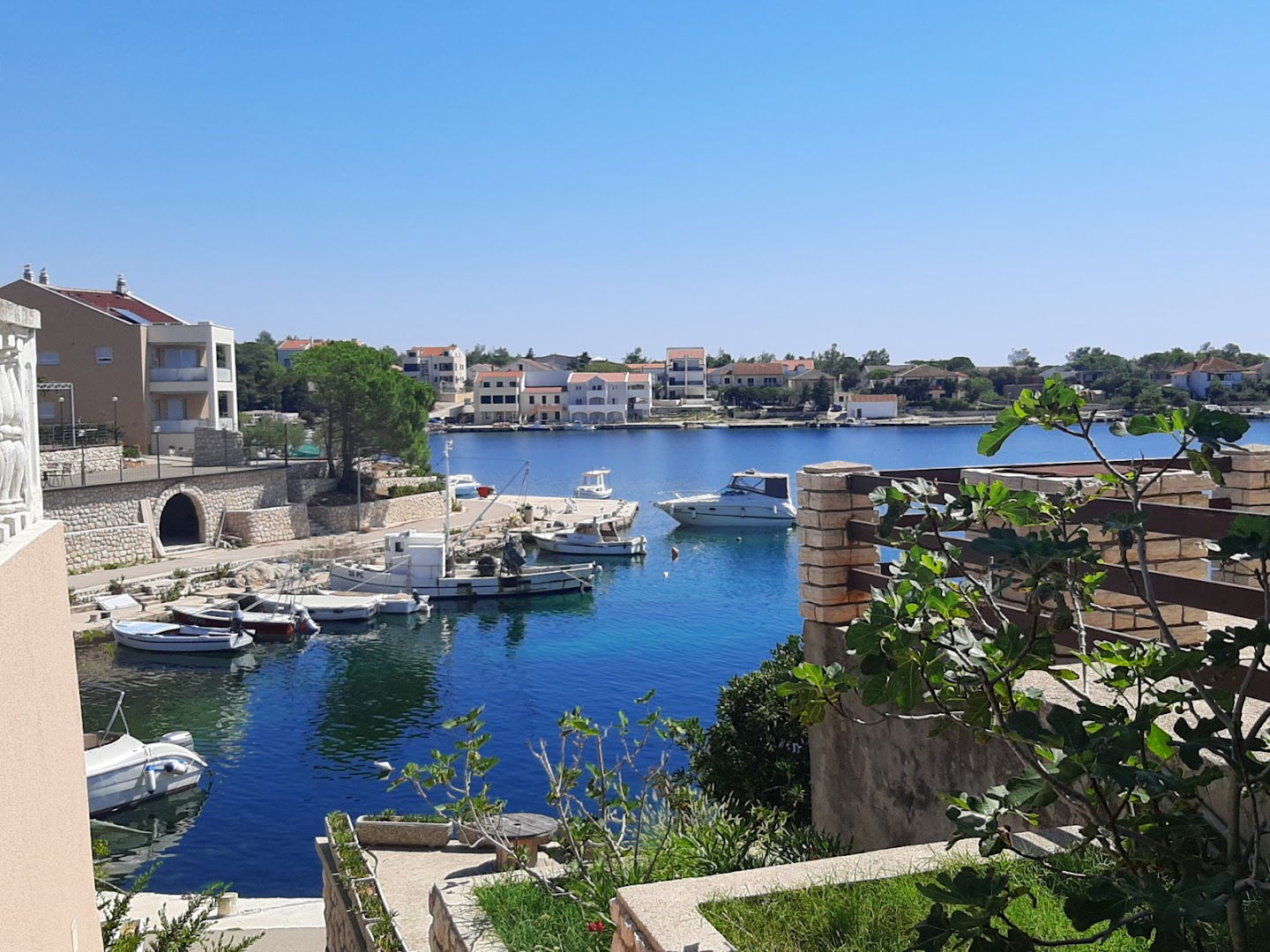 Apartments Leon Šimuni , Pag