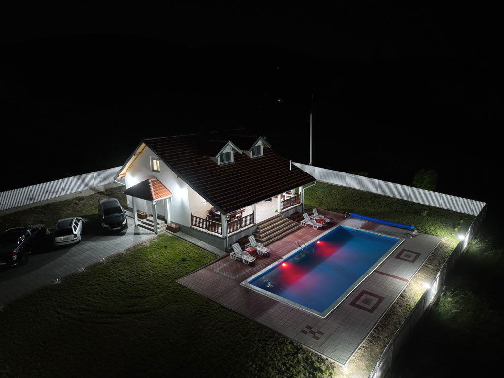 Vila Takovski proplanak