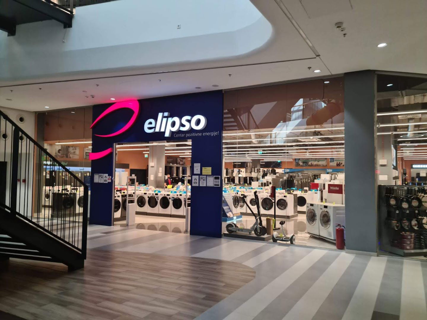 Elipso 37