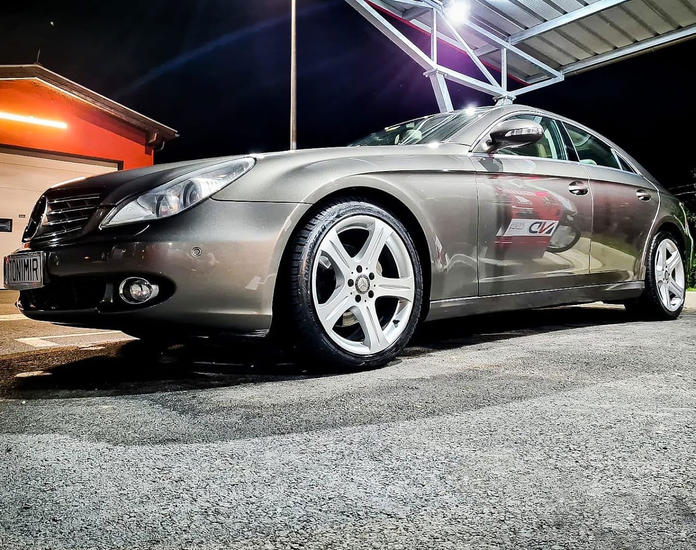 Samoposlužna autopraona