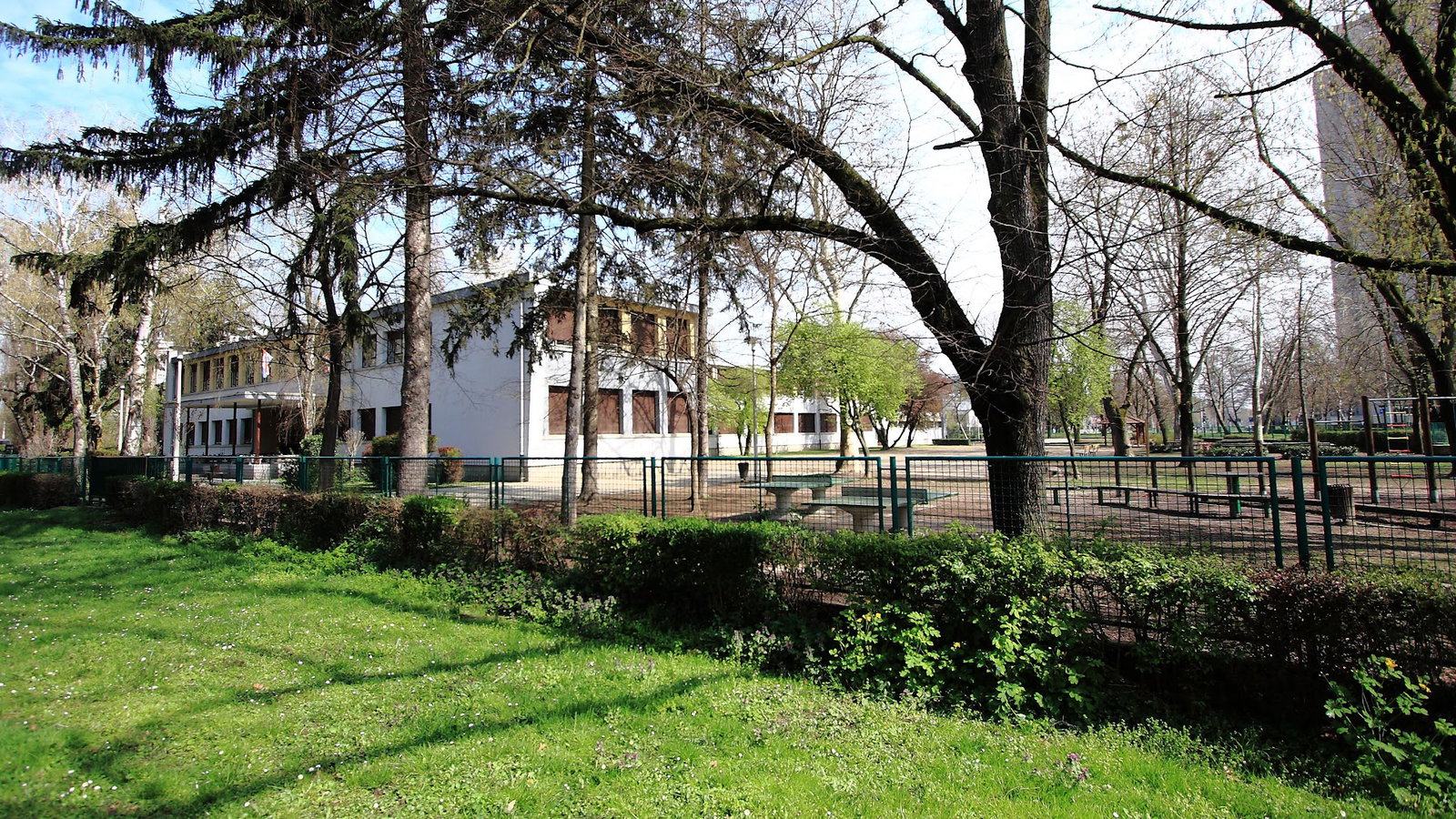 Osnovna škola Cvjetno naselje