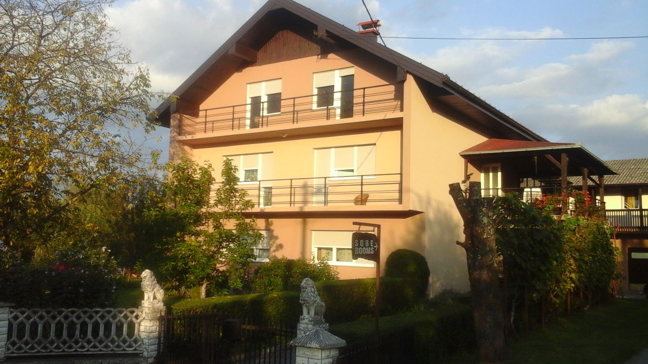 Apartmani "Mrežnica"