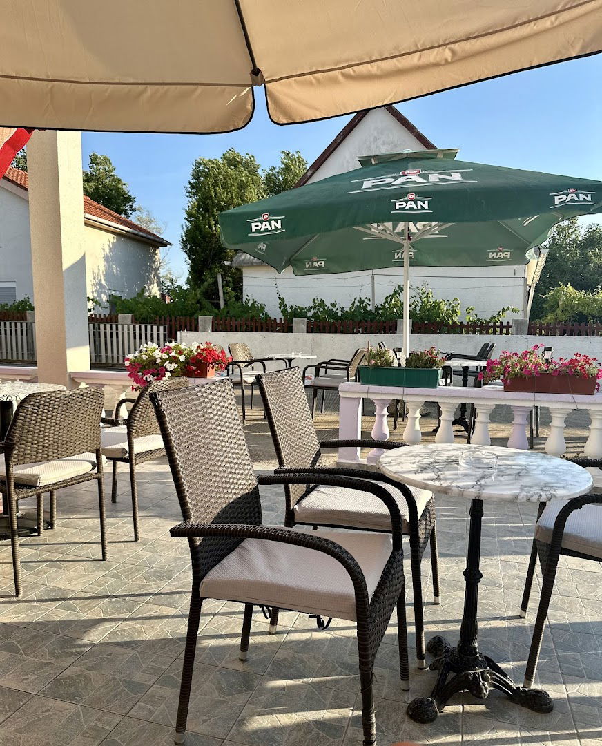 Miki Ice Cream Shop and Cafe