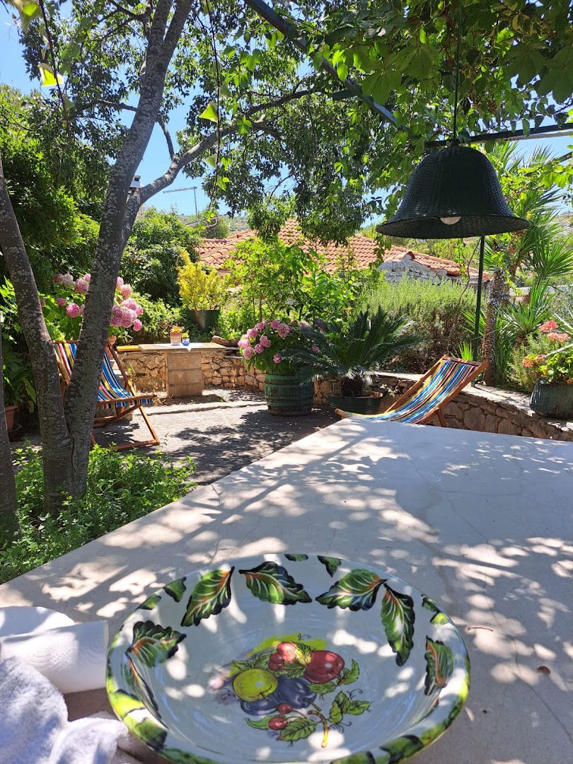 Charming Mediterranean Apartment & Adorable Beach